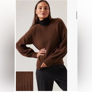 NWT Athleta Layover Crew Sweater